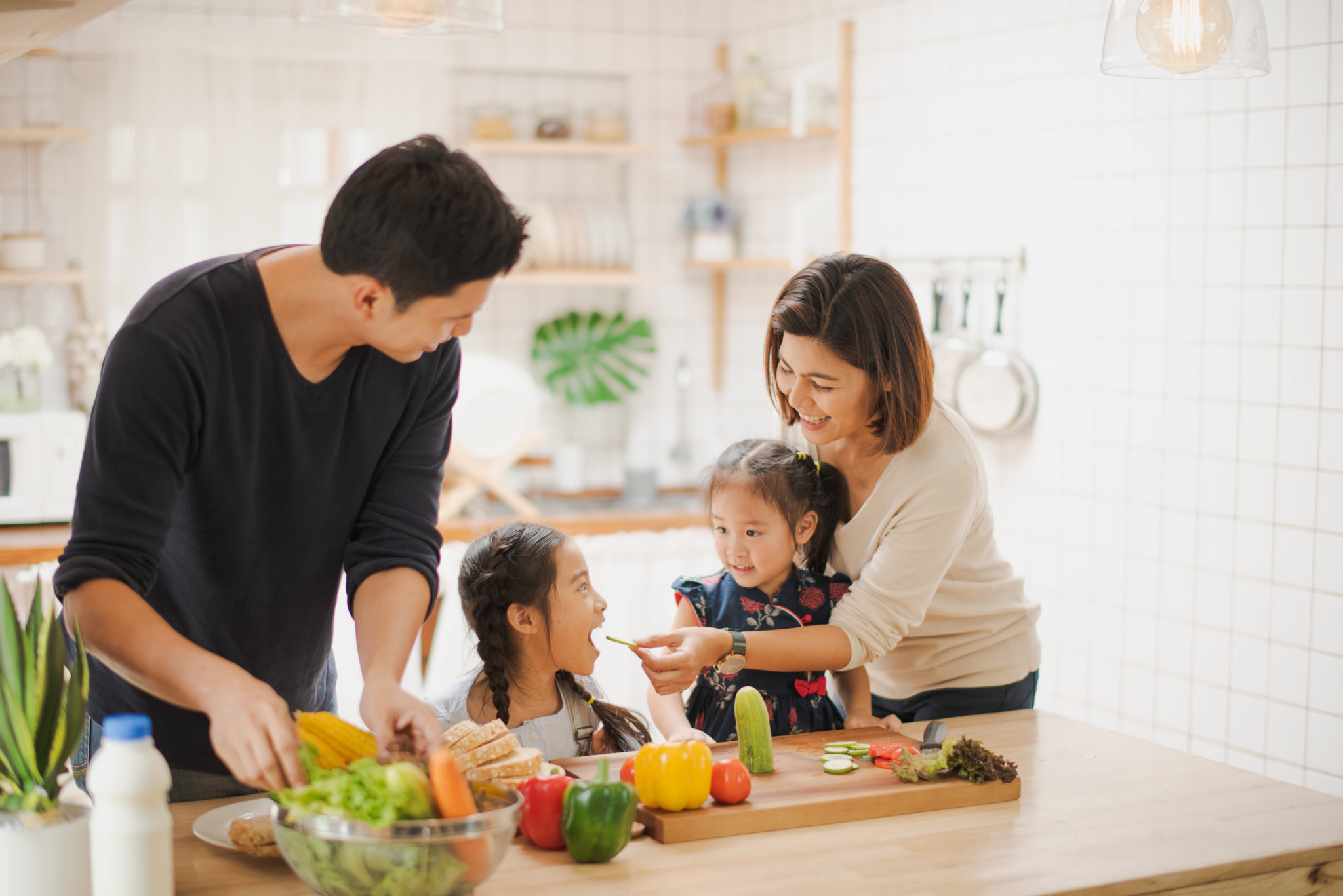 Young,Asian,Love,Family,Are,Preparing,The,Breakfast,,Sandwich,Vegetable